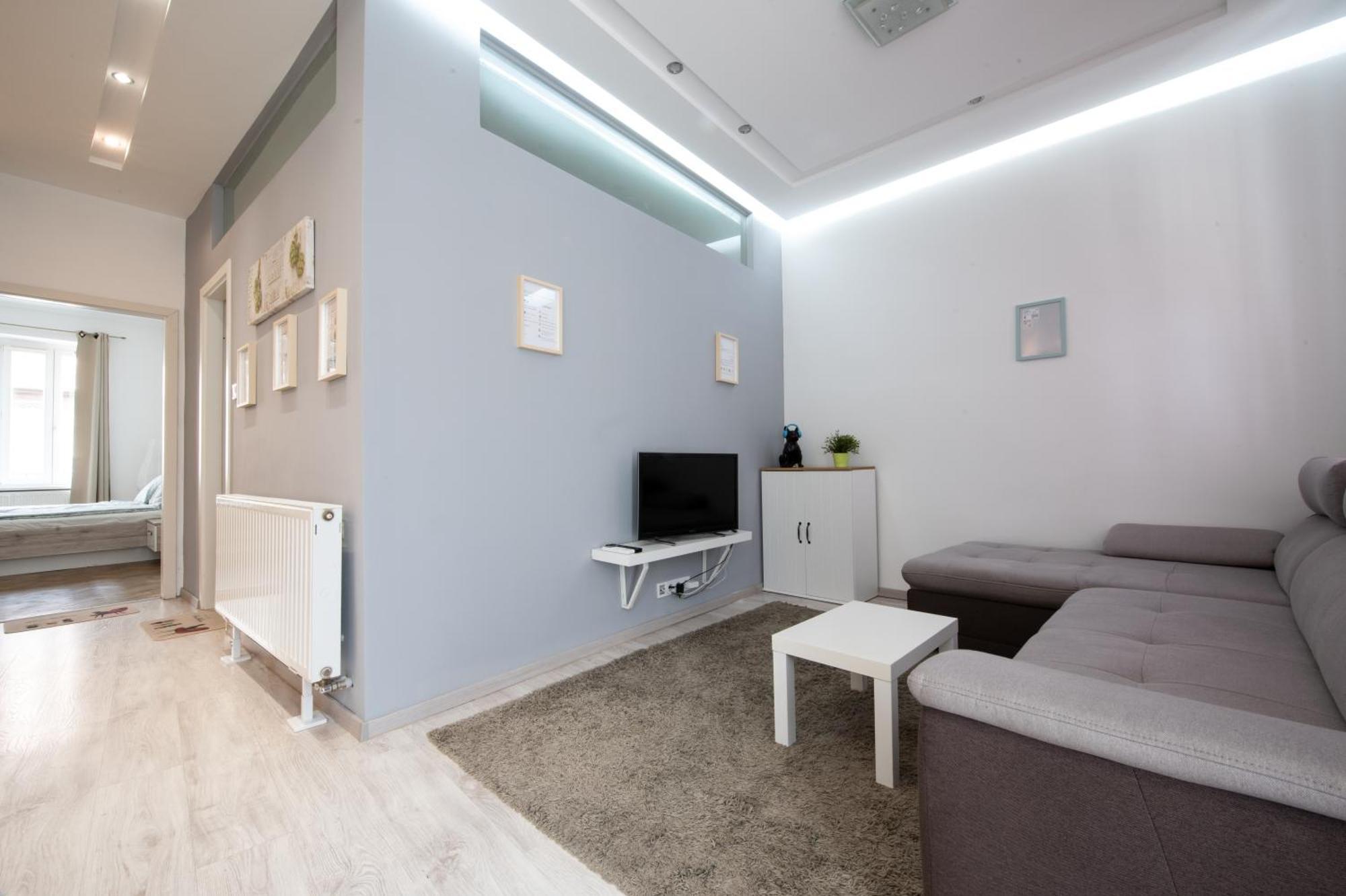 Apartamento Modern Downtown Retreat At Akacfa 36 Budapest Exterior foto